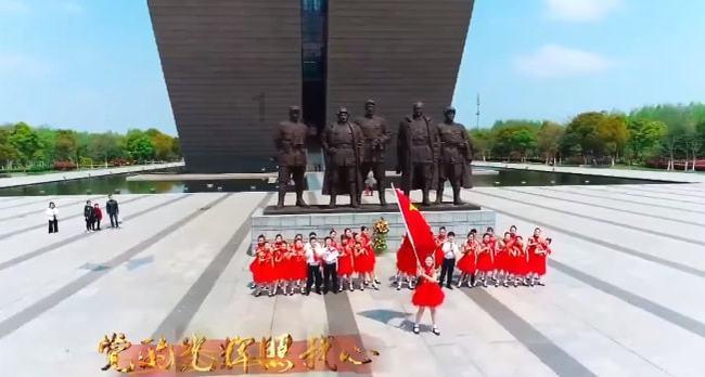 客厅吊顶用什么材料便宜游戏画面